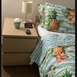 Set Bed Full , Bedframe , Mattres, Night Stand , Dresser With Mirrow And Library . Price Including Delivery 