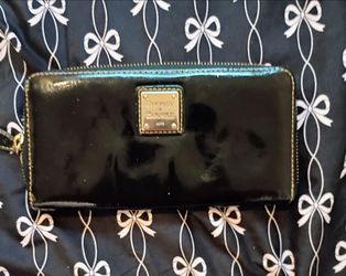 Vintage Dooney & Bourke Patent Leather Wallet