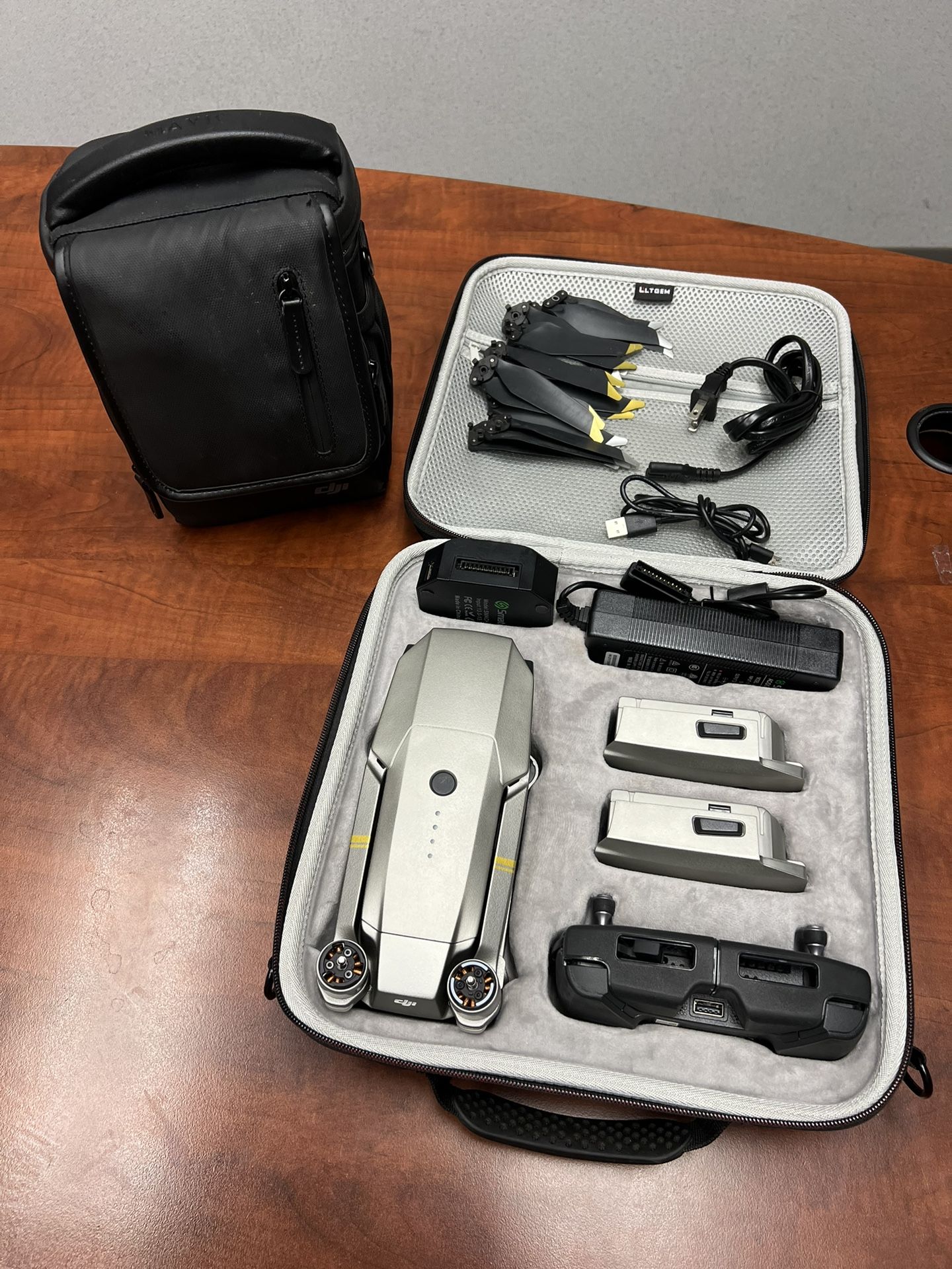 DJI Magic Pro Drone Platinum