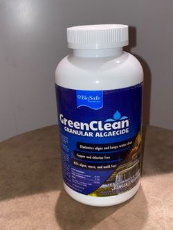 GreenClean granular algaecide to eliminate algae and keep water clear - BioSafe Systems, 2.5 lbs. - NWT