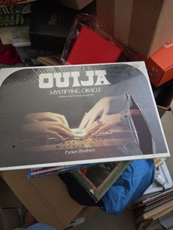 Vintage 1972 Parker Brothers OUIJA Board Game - Brand New / Factory Sealed