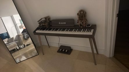 FULL PIANO  DONNER