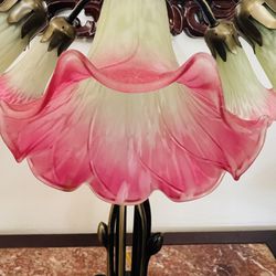 Vintage Medya Tiffany Style Pink/White Lilly pond Table Lamp.