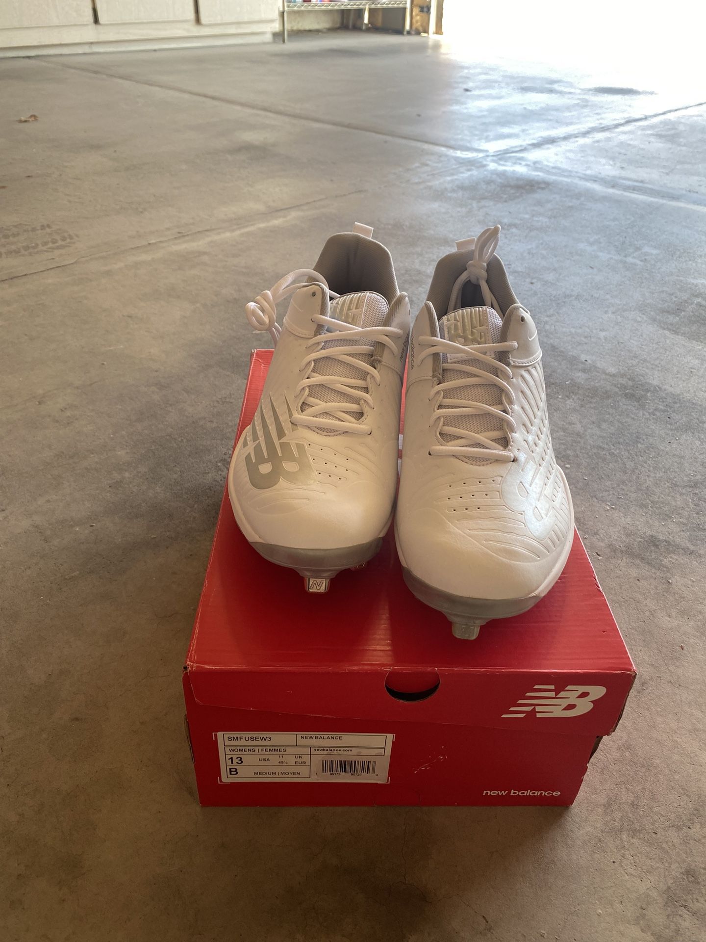 New Balance Women’s Cleats 