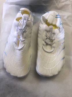 Courtside pickleball shoes sz 39
