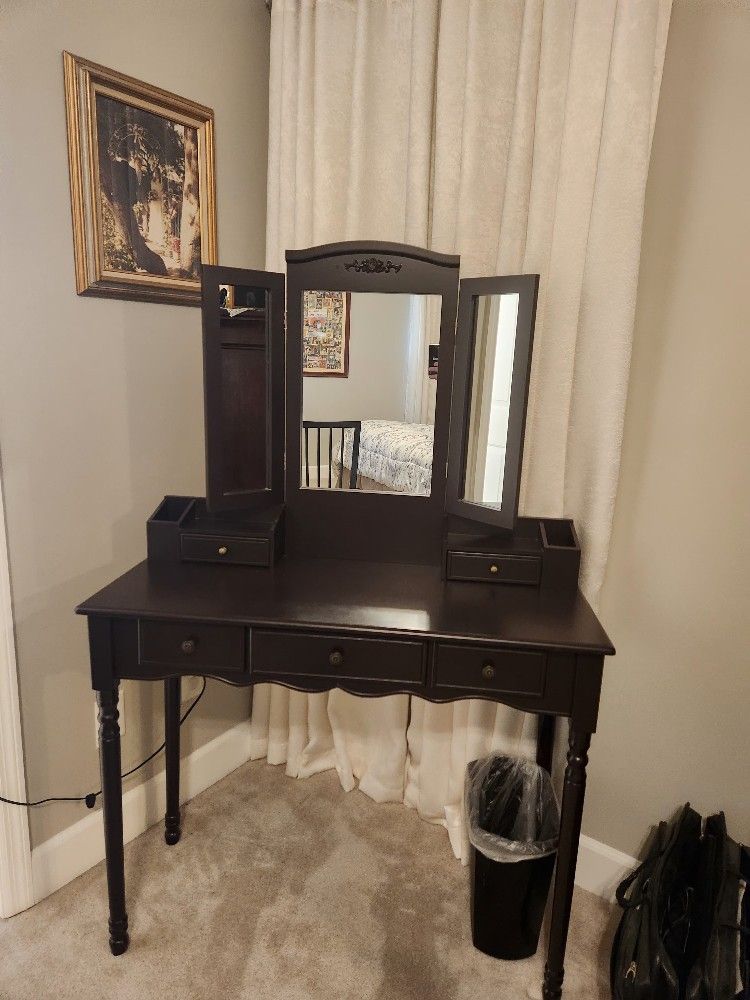 Vanity Table