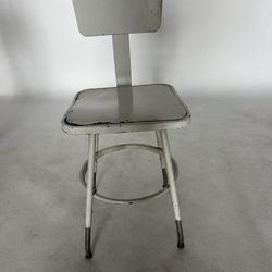 Metal White Vintage Chair 