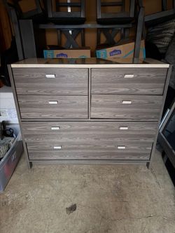 Bed and vanity