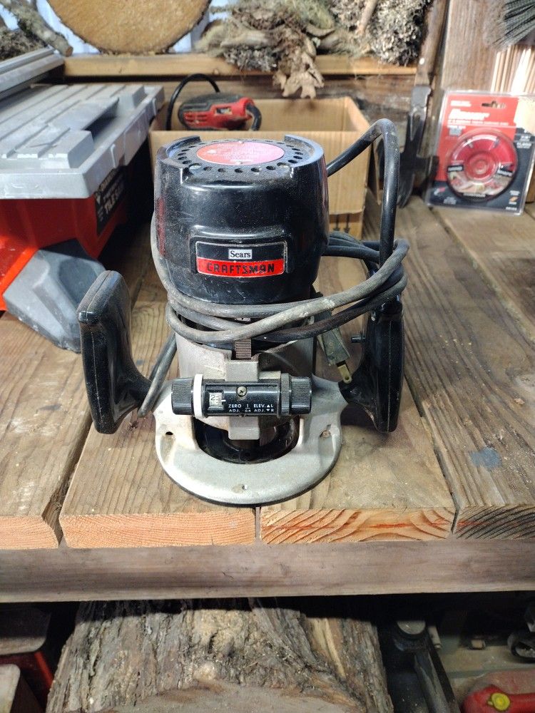 Craftsman Router