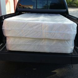 King Size New 2box Springs Can Deliver 