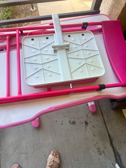 Kids desk and chair