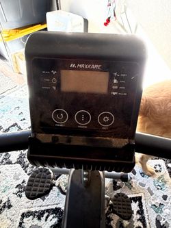 MaxKare Recumbent Exercise Bike – Adjustable Resistance