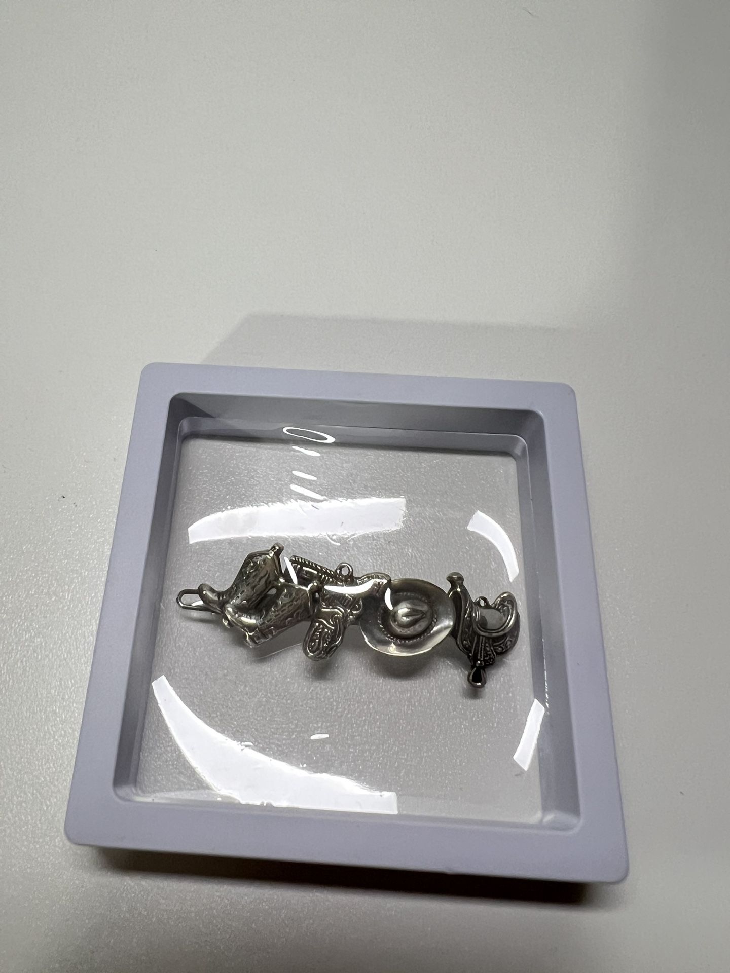 Vintage Horse Hair Clip !