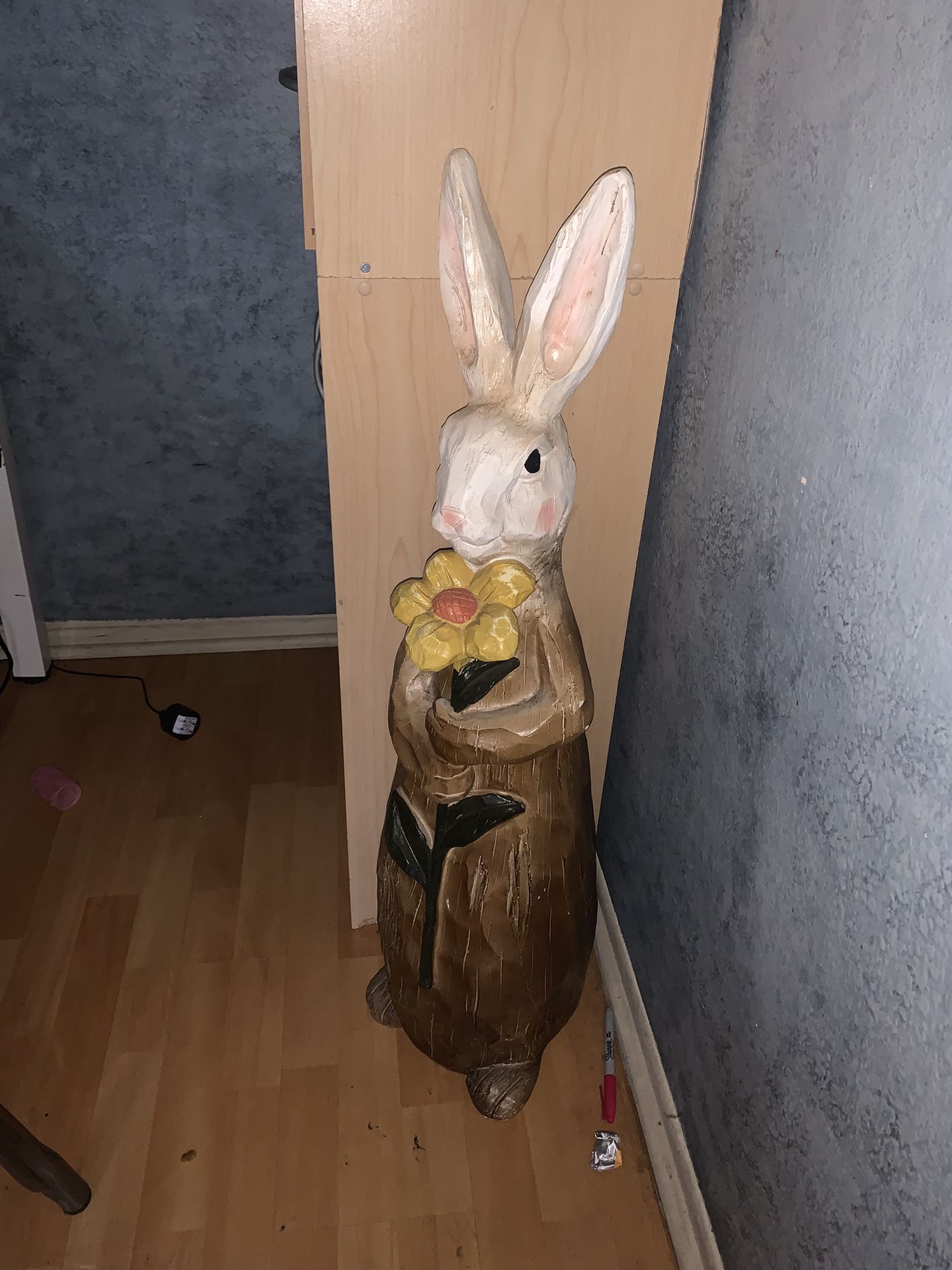 bunny statue