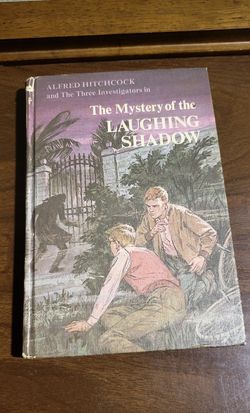 Vintage Alfred Hitchcock and the Three Investigators #12 "The Mystery of the Laughing Shadow