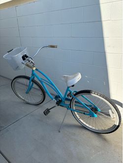 Nice Beach Cruiser Bike!