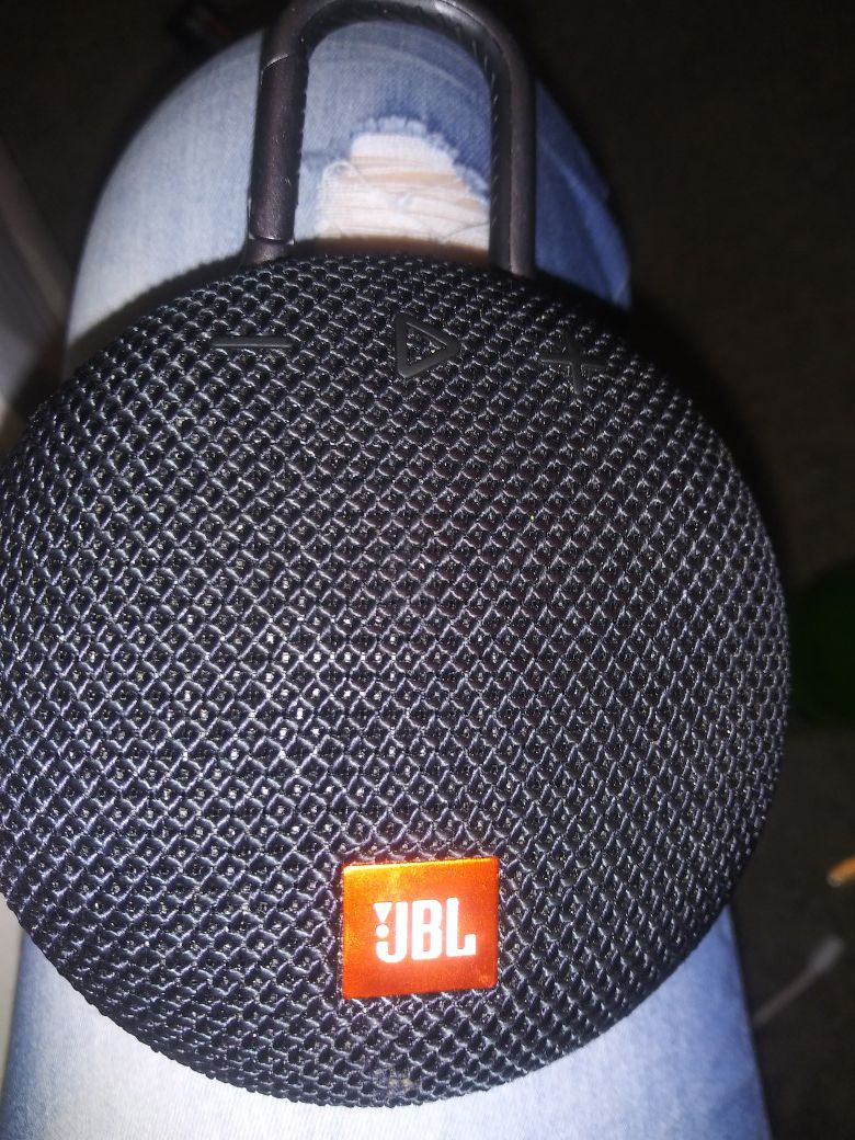 Jbl Bluetooth speaker