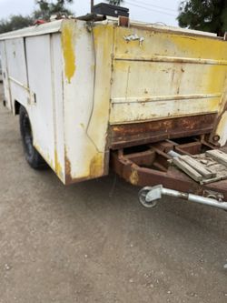 Utility Trailer 1000