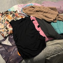Women’s Clothes Medium & Large