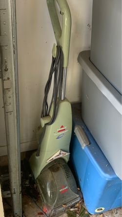 Carpet cleaner