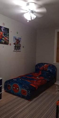Spider-Man Twin Solid Wood Upholstered Bed
