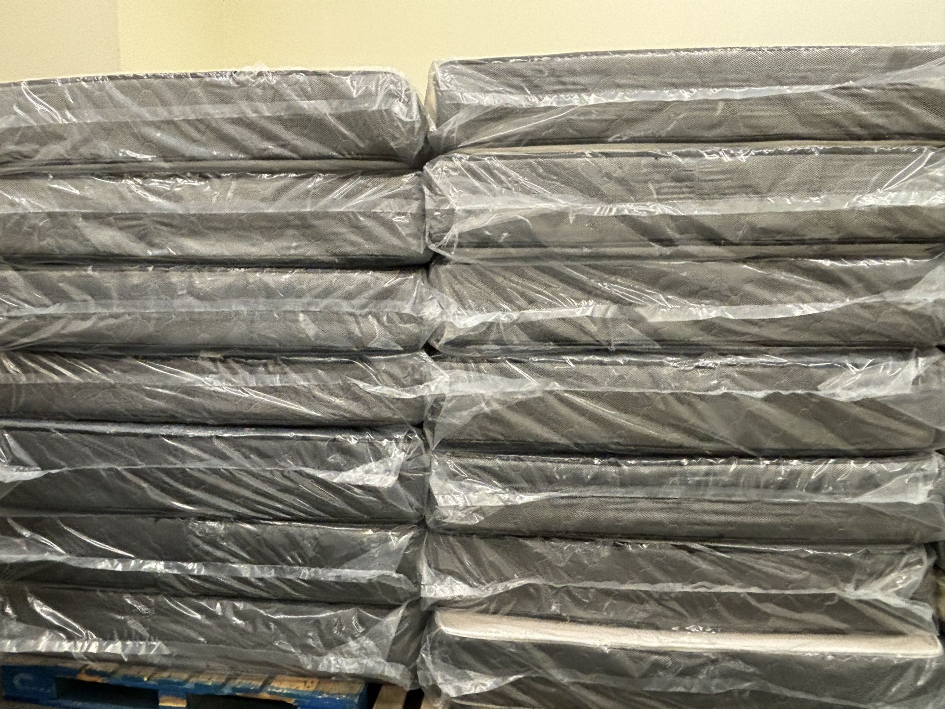 ALL SIZE MATTRESS AND BOXSPRING SALE! READ DESCRIPTION!