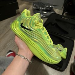 NIKE WARNING LABEL LX FREAK 7 SIZE 8 