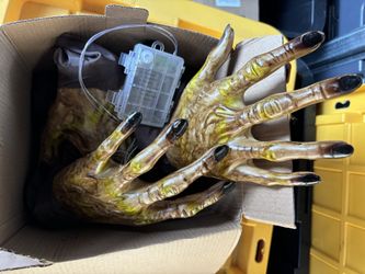 Creepy Halloween Light Up Hands