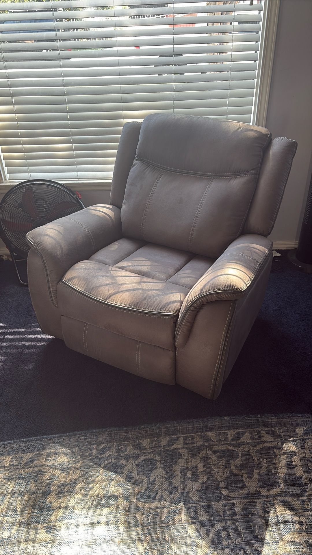 Rocking Recliner Chair 