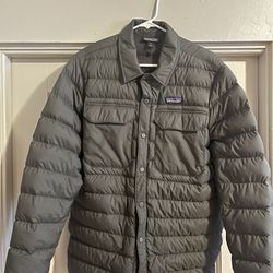 Mens Patagonia Down Snap Button Puffer, Size Medium In Grey