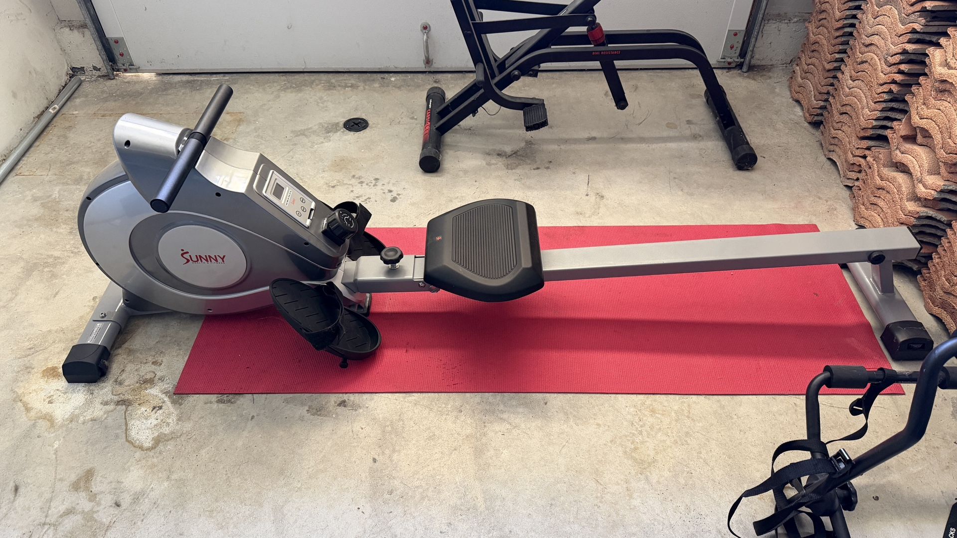 Sunny Rowing Machine