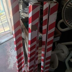 Corner Signal  On A Cardboard 