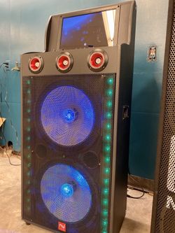 FINANCING! Equipo con dos bocinas 15” Y pantalla WiFi de 15”// Double 15” woofer with 15”