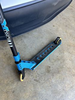 Blue Scooter 