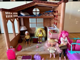 Toy Doll House