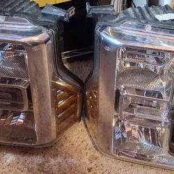 Unused 2017-2019 FORD PICKUP HEADLIGHTS