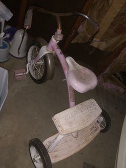 Girl toddler tricycle