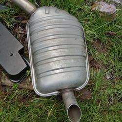 BMW Muffler 