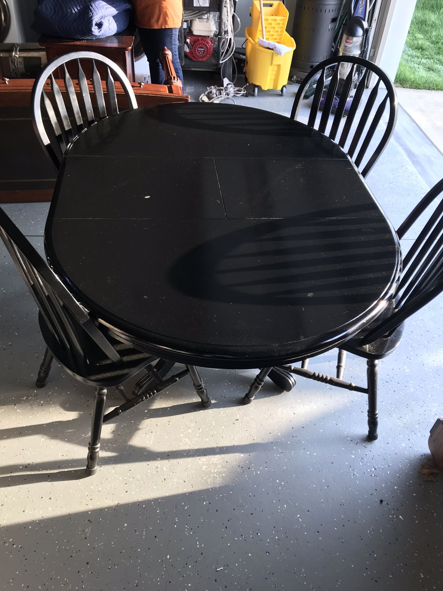 Dining Room table with 4 chairs