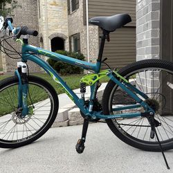 Genesis V2100 26" Dual Suspension Mountain Bike