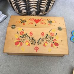 Scandanavian Compartment/desk