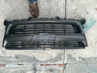 Front grill  2014–2015 Chevrolet Silverado 1500 Work Truck
