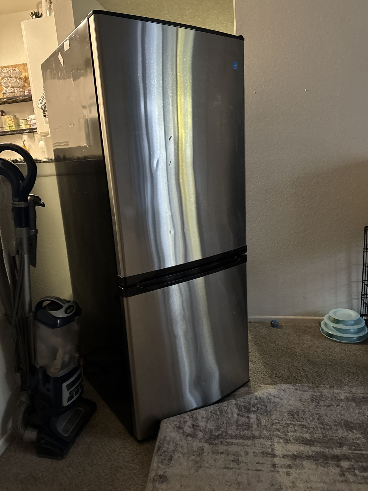 Refrigerator