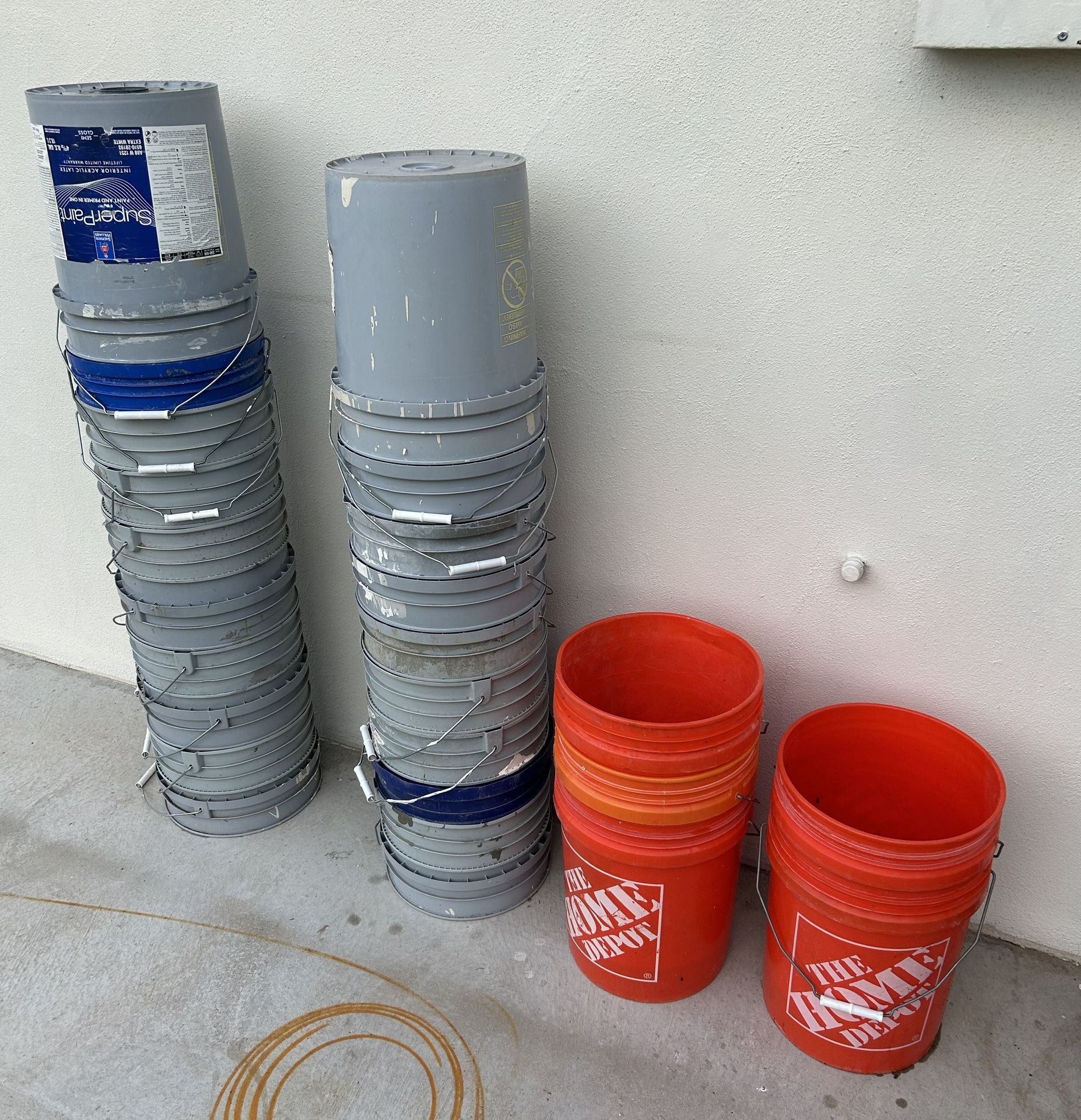 Empty 6 Gallons Buckets