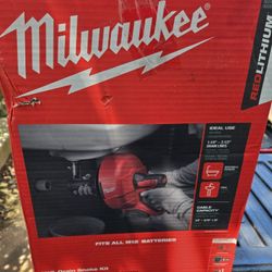 Milwaukee M12 Snake 