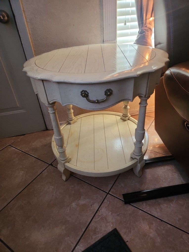 Side Table (Century) 110
