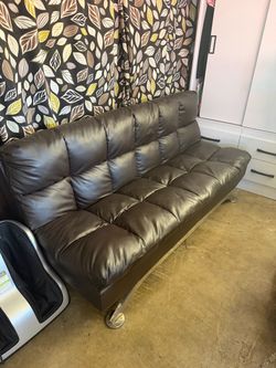 Fouton Couch