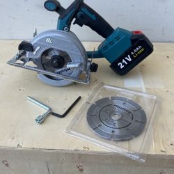 21 Volt Cordless Li-Ion Battery Power  125mm Circular Saw 
