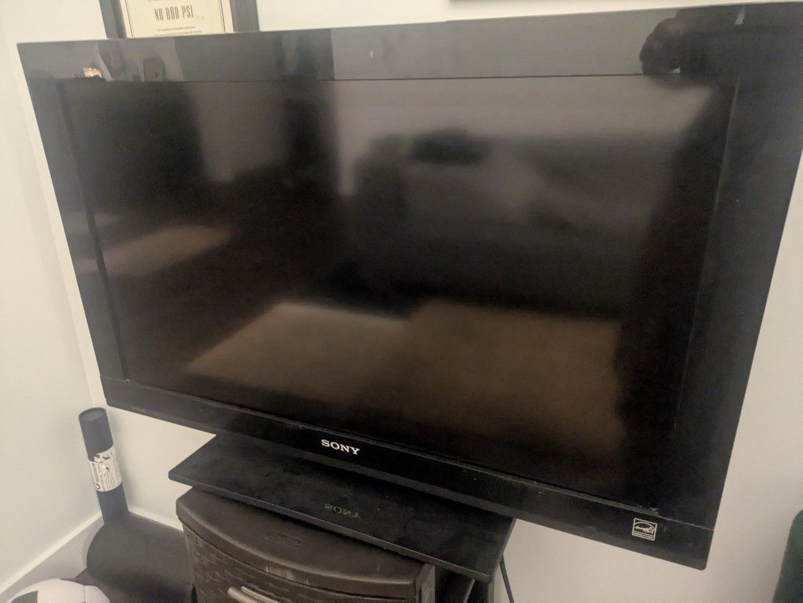 Used Sony Bravia KDL-BX420 $100