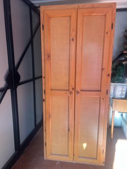Wardrobe closet